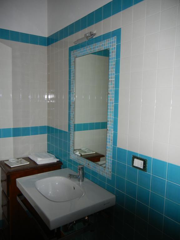 Farneto La Colombarola Agriturismo מראה חיצוני תמונה