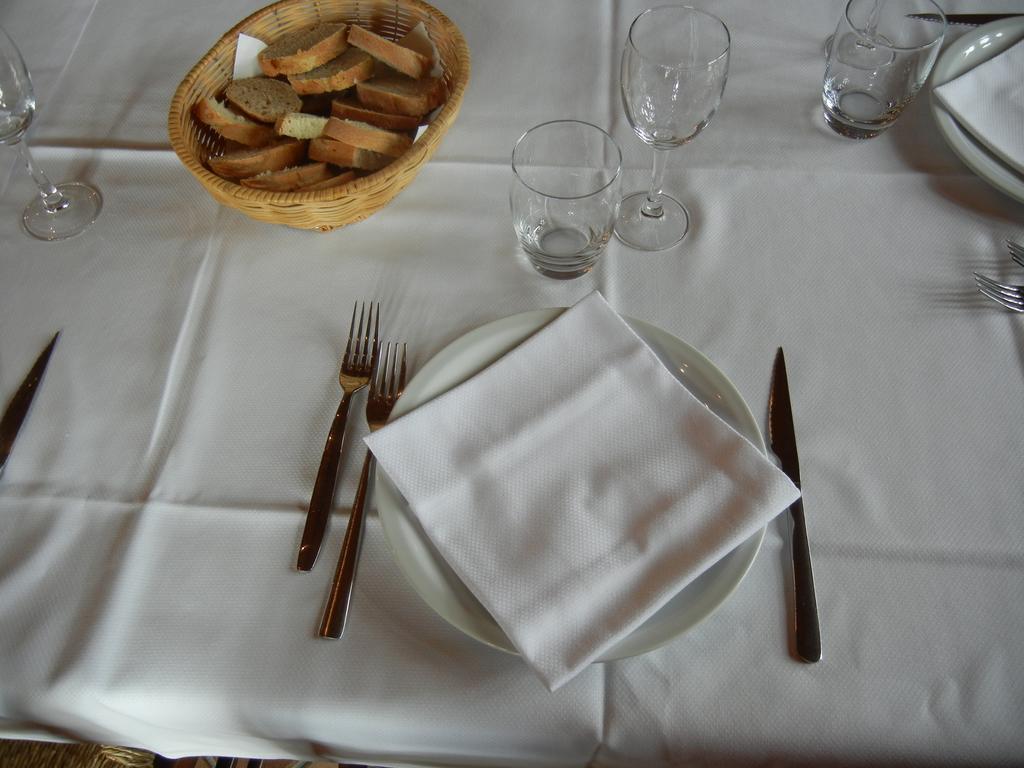 Farneto La Colombarola Agriturismo מראה חיצוני תמונה