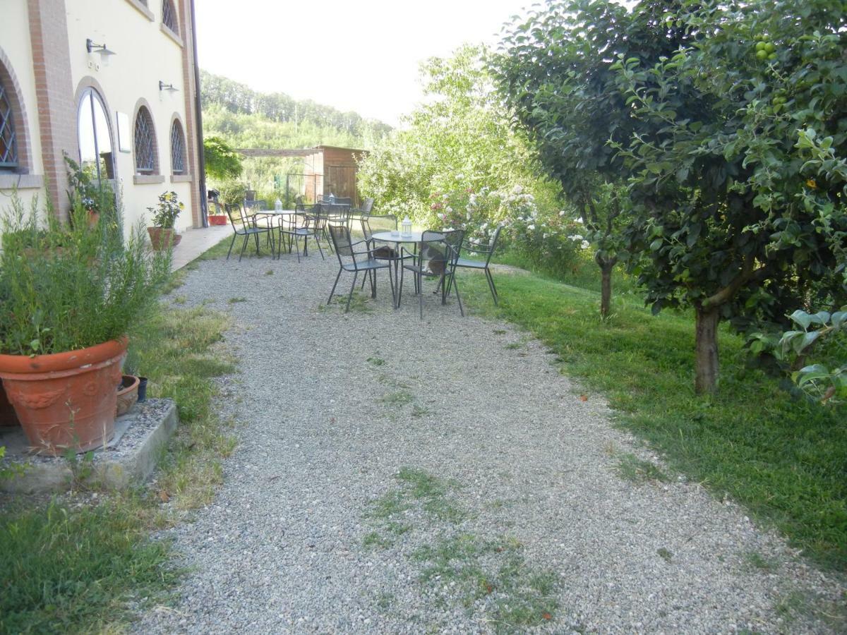 Farneto La Colombarola Agriturismo מראה חיצוני תמונה